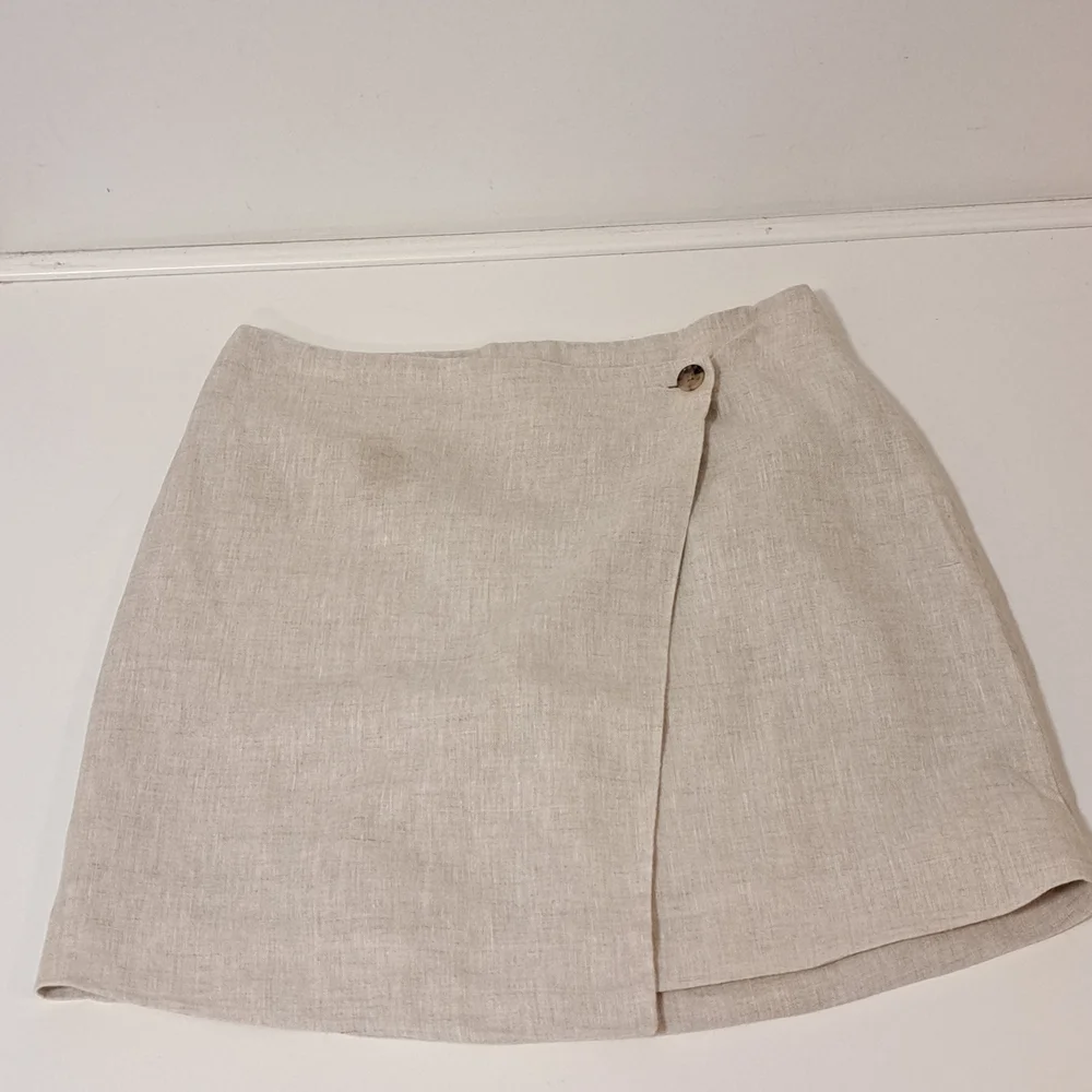 Banana Republic Linen Wrap Cream Mini Skirt Misses Size 4 - Picture 10 of 13